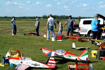 {Q-E}Flight line.jpg