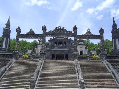 Thien Dinh Palace