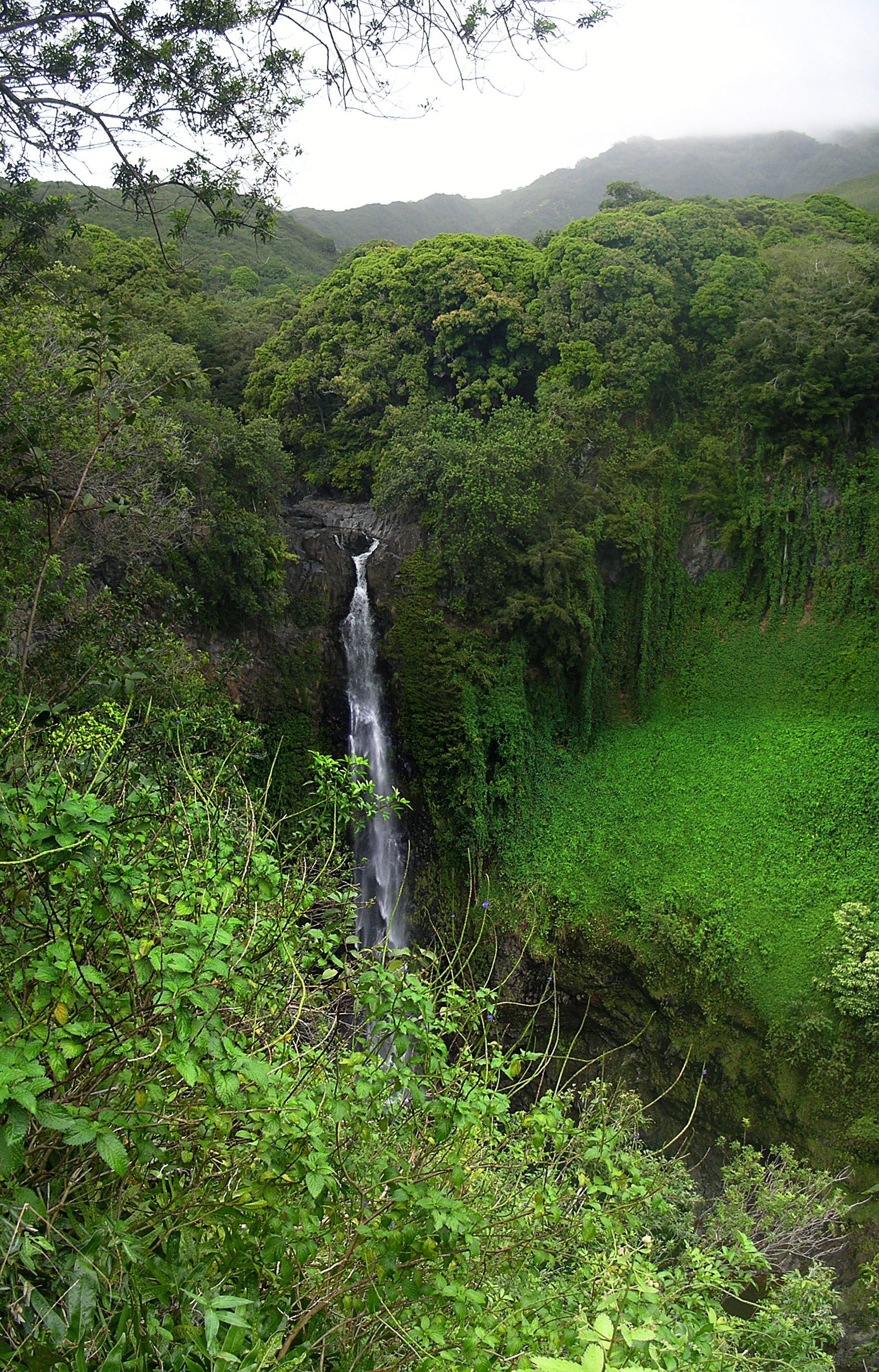 Makahiku Falls