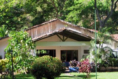 Villa Lapas, Carara---reception