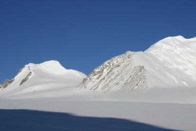 Alta mountains, Climbing Mount Khuiten