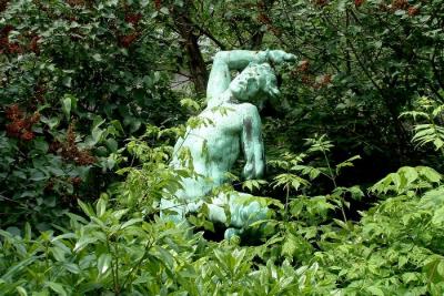 Statue