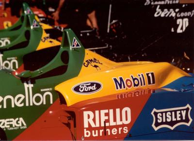 u32/kirksfotografix/medium/21040804.Benetton.jpg