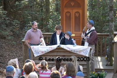 u32/lee1138/medium/31587438.Aaron_Barmitzva031.jpg
