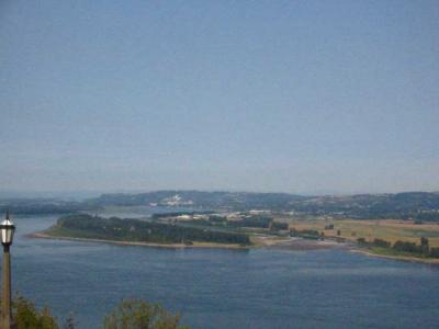 u32/liv2day/medium/21103190.crownpointlookout2.jpg