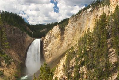 The grand canyon of the yellowstone
