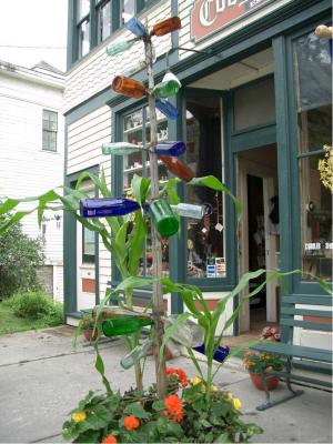 glass bottle tree.jpg
