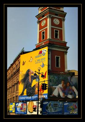 u32/paul_keates/medium/20706290.RussianBillBoards.jpg