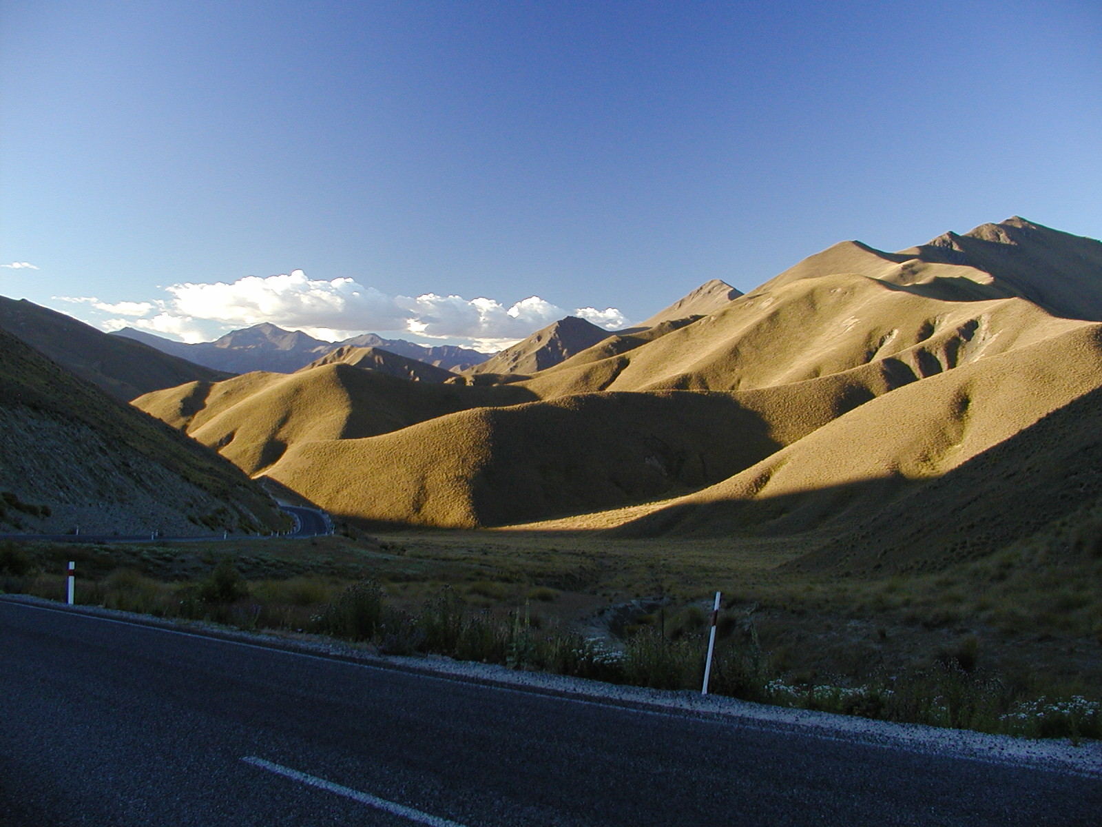 Lindis Pass - Tussock country