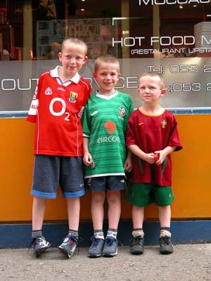 3 soccer fans (...the little one supports the Portuguese national team!) - Wexford (Co. Wexford)