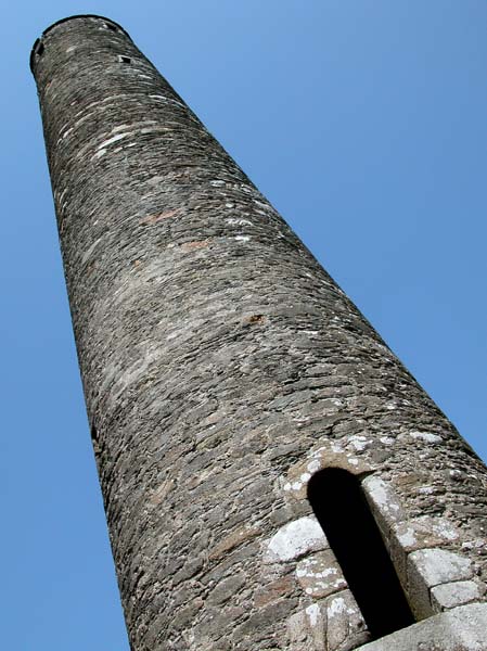 Round Tower - Glendalough (Co. Wicklow)