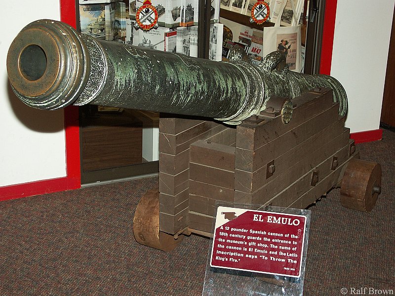 Spanish El Emulo Cannon