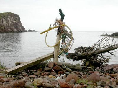 Sea shore sculpture