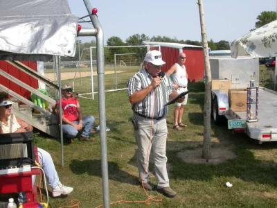 Announcing the trophies