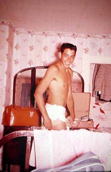 Bill Bodie Sasher shows off his tan