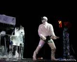 Extreme ice Carving