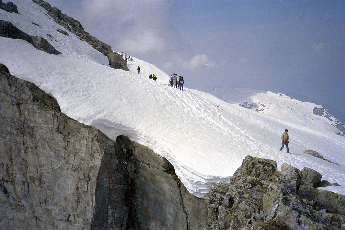 cliffs edge