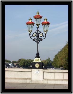 Putney Bridge Lamps.jpg