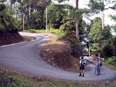 Hike Up Taiping Hill - 2003 09 01