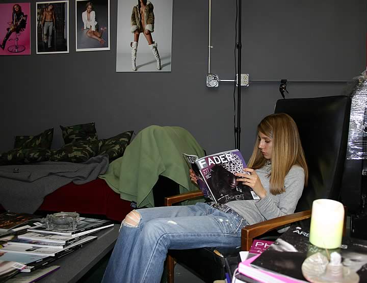 Aug. 28, 2004 - Waiting