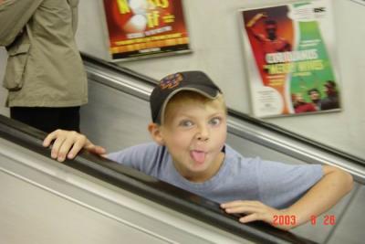 escalator from subway