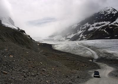 10th-tieOnto the Glacier* by Ann Chaikin