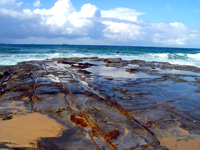 <b>Path to the Sea</b><br><font size=1>theblue