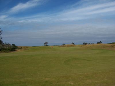 Bandon Dunes - Down the 18th from the Lodge