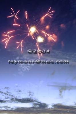 SCV-fireworks_5964_JFR-a98w.jpg