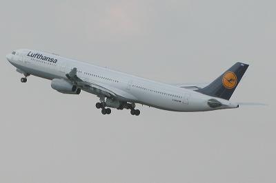 Lufthansa Airbus A340-313X