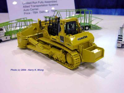 Classic Mint Collectibles HO: Komatsu D575-A SuperDozer  in brass - see www.classicmintcollectibles for more info.