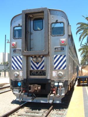 different front end on surfliners and 2nd-order calif cars.