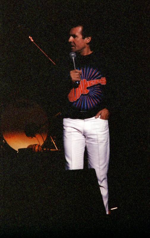 monkees1concert24.jpg