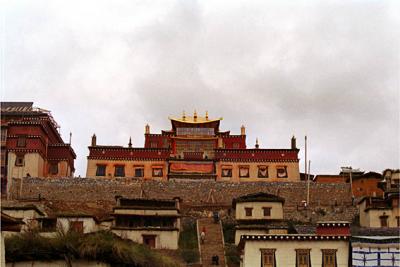 Zhongdian monastery.jpg