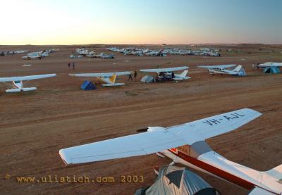 hundreds of planes visiting the Birdsville races