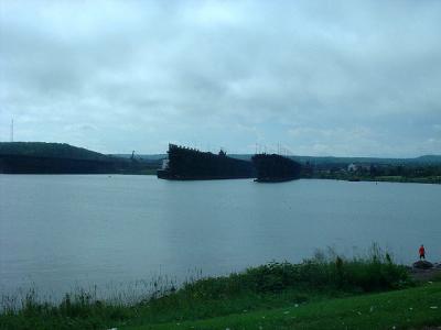 u32/vcxp/medium/20914631.cTwoHarbors2.jpg