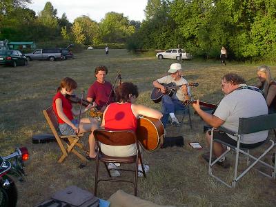 Sarah, Steve, Kelly, Jim, Emmett, Robin