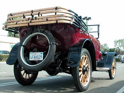 1915 Oldsmobile