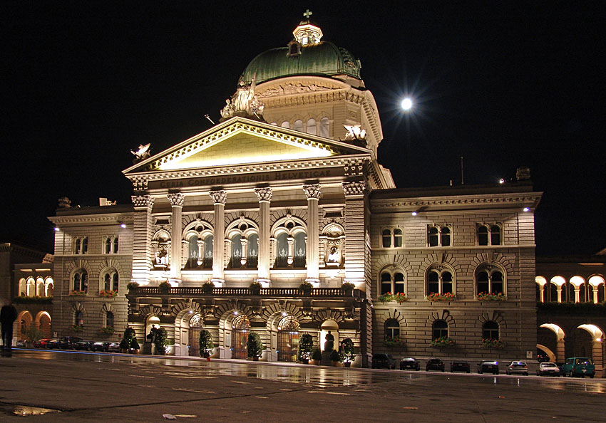 Bundeshaus im Bern/Main capitol in Berne