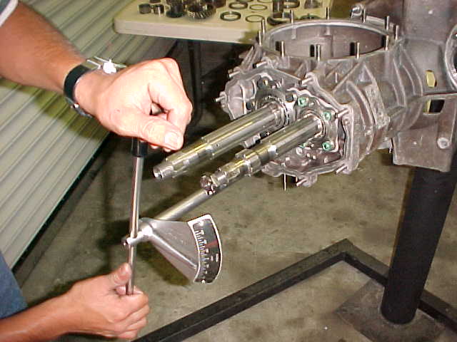 Touque being set on the Main and pinion shaft retainers.