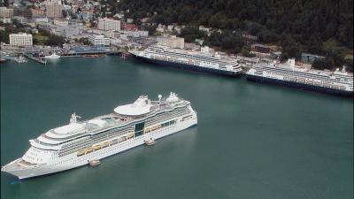 Cruise ships dominate Juneau's port