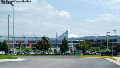 Passenger terminal at Newport News Williamburg International Airport stock photo #6703