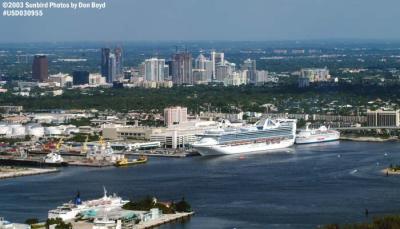 2003 - Port Everglades and downtown Ft. Lauderdale landscape aerial stock photo #7090