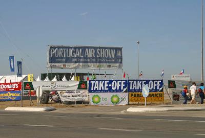 Welcome to Portugal Air Show 2003