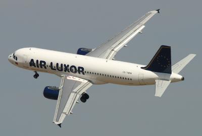 Air Luxor, A320