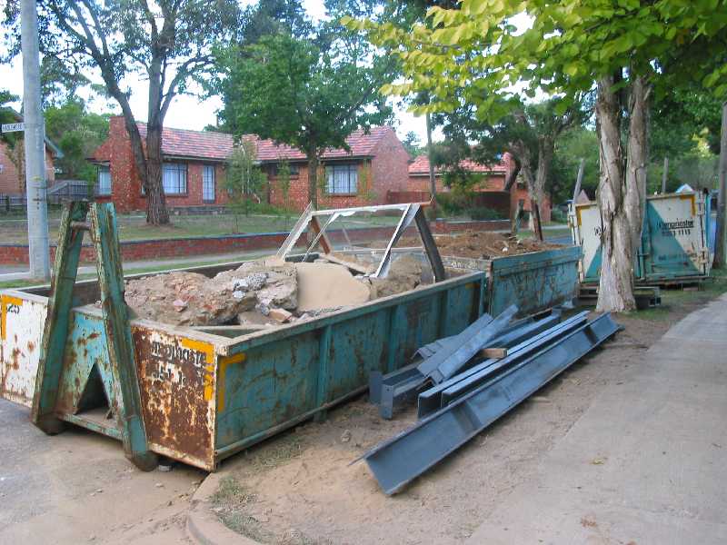 skips and steel