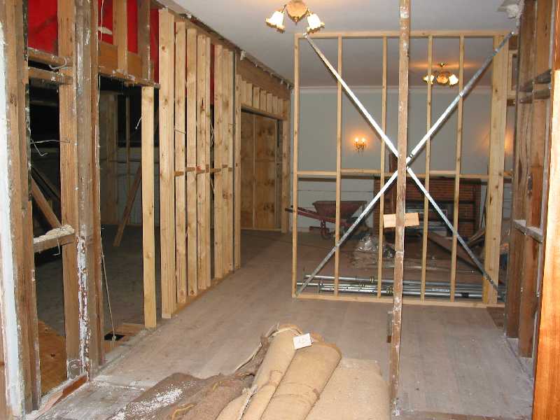 new walls from kitchen space