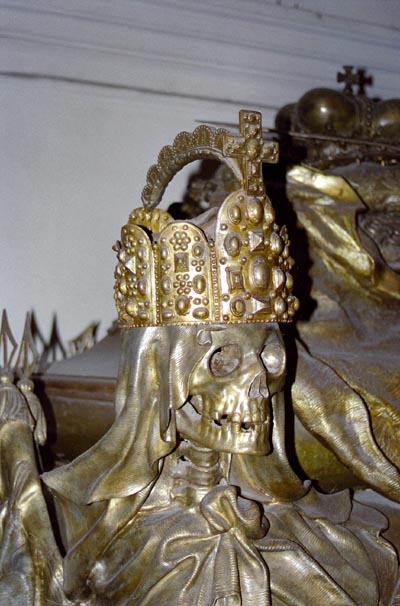 Imperial Crown of the Holy Roman Empire on the tomb of Kar IV (1685-1740) in the Kaisergruft