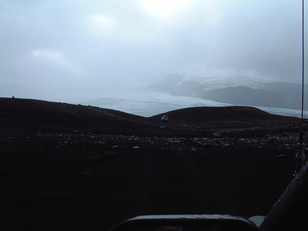  lei  tt a <a href=http://www.andysutton.worldonline.co.uk/pages/Iceland/south_central/212_22.htm>Entujkli</a>