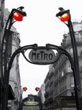 2004-10-31: Guimard mtro station